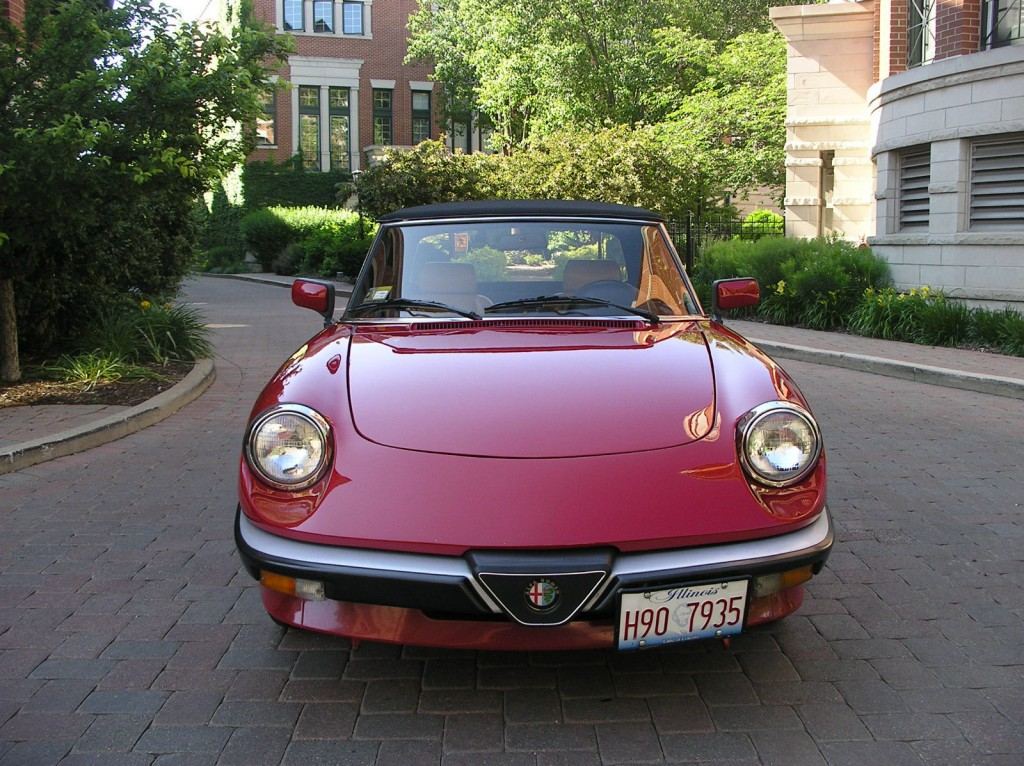 1986 Alfa Romeo Spider Veloce Convertible