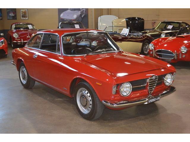 1969 Alfa Romeo Guilia GT 1300 Junior