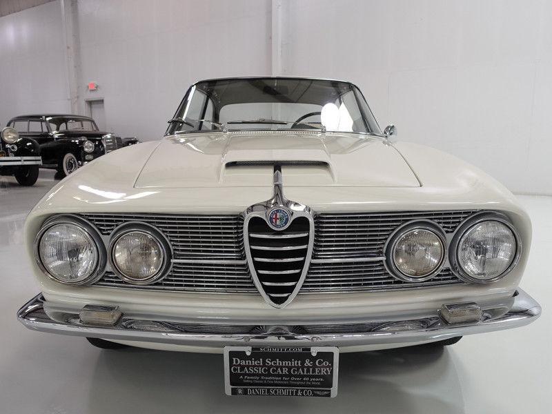 1963 Alfa Romeo 2600 Sprint – Gorgeous Bertone bodywork