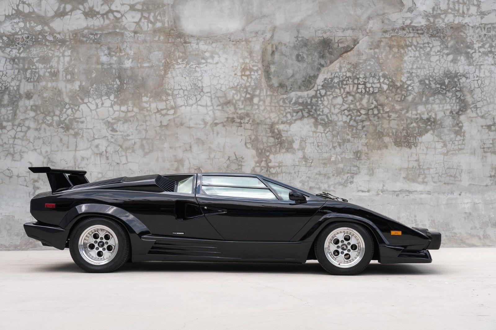 1989 Lamborghini Countach in very good condition for sale
