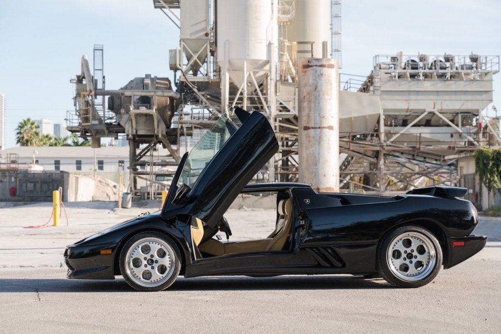 RARE 1999 Lamborghini Diablo