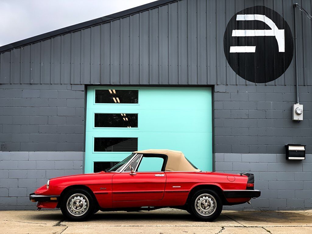 Black Vinyl Convertible Soft Top For Alfa Romeo Spider Graduate/Veloce (1971-1994) - With Clear Rear Window, 3-Year Warranty