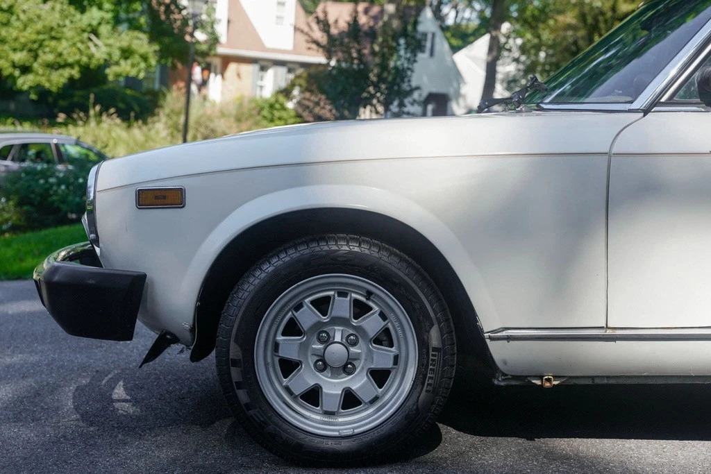 1983 Fiat 124 Spider Pininfarina Azzurra